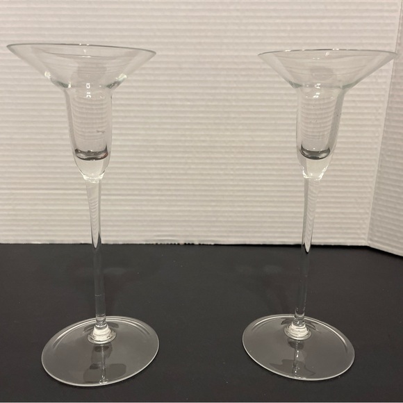 Set of 2 Glass Taper Candle Holders 8 1/4” Tall. So Pretty And Romantic. - Picture 1 of 6